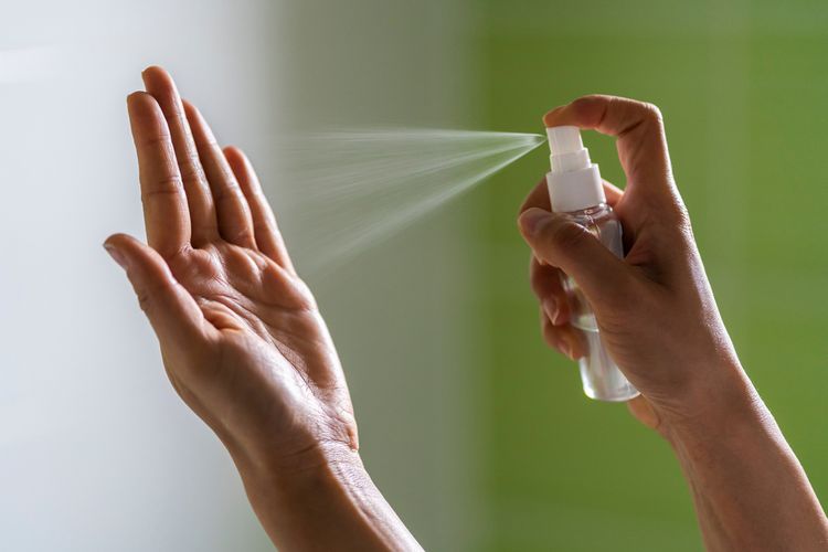 Antibakteriálny sprej na ruky