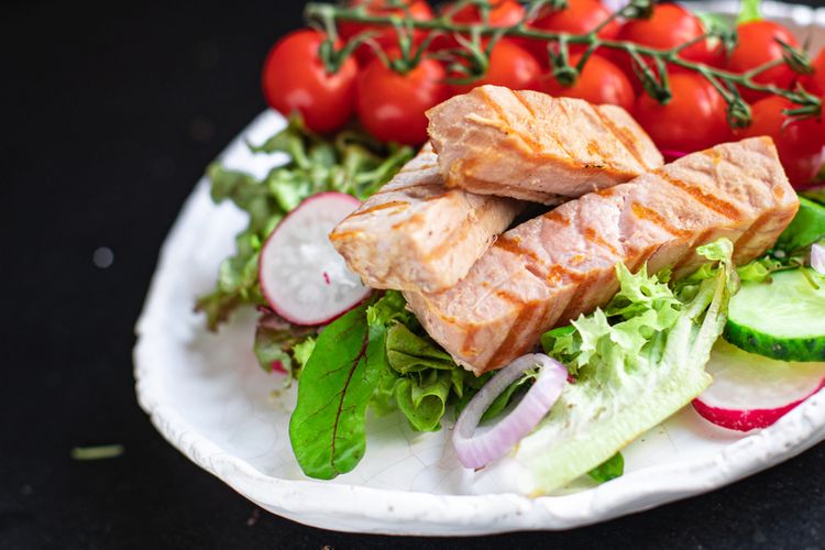 Pescetariánska diéta je zložená predovšetkým z rýb, zeleniny, ovocia a obilnín