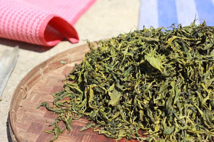 Zelený čaj na rast nových vlasov