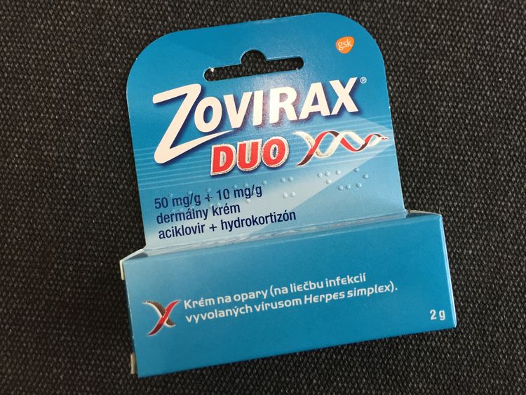 Recenzia Zovirax Duo krému na opary