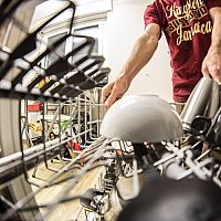 Toto je 5 chýb, ktoré robíme pri používaní umývačky riadu