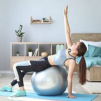 Akú veľkosť fitlopty na sedenie, pre tehotné, deti, na cvičenie? Správna výška fitlopty, nosnosť, cviky