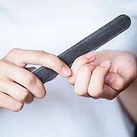 Domáca starostlivosť o nechty – akú výživu, olej a lak na spevnenie nechtov?