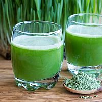 Zelený jačmeň výborný na chudnutie a detoxikáciu