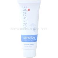 Annayake Sensitive Line čistiaca pena  na upokojenie pleti 100 ml