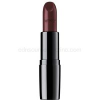 Artdeco Perfect Color Lipstick vyživujúci rúž odtieň 812 Black Cherry Juice 4 g