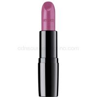 Artdeco Perfect Color Lipstick vyživujúci rúž odtieň 944 Charmed Purple 4 g