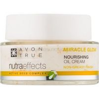 Avon True NutraEffects rozjasňujúci krém s vyživujúcim účinkom 50 ml