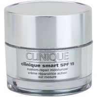 Clinique Clinique Smart denný hydratačný krém proti vráskam pre mastnú pleť SPF 15 30 ml