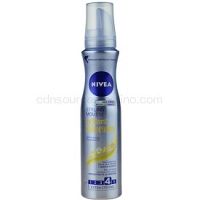 Nivea Brilliant Blonde penové tužidlo pre blond vlasy  150 ml