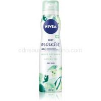 Nivea Crispy Cucumber & Matcha Tea osviežujúca telová pena pre intenzívnu hydratáciu 200 ml