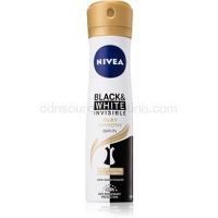 Nivea Invisible Black & White Silky Smooth antiperspirant v spreji bez alkoholu  150 ml