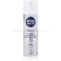 Nivea Men Sensitive pena na holenie pre citlivú pleť  200 ml