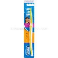 Oral B 1-2-3 Classic Care zubná kefka medium Yellow