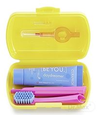 Curaprox Travel Set - 1x kefka,2xcps, 1xpasta 10ml, žltý 1×1 set, zubná hygiena