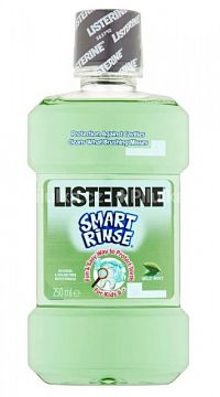 LISTERINE Smart Rinse Mint ústna voda 1x250 ml