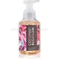 Bath & Body Works Coconut Blossom penové mydlo na ruky  259 ml
