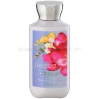 Bath & Body Works Freesia telové mlieko pre ženy 236 ml  