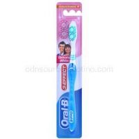 Oral B 3-Effect Delicate White zubná kefka medium Blue  