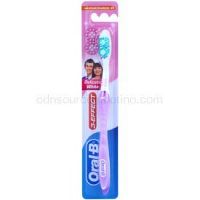 Oral B 3-Effect Delicate White zubná kefka medium Lila  